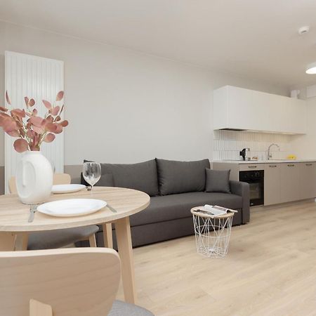 Aparthotel Mokotow Business Center By Noclegi Renters Warsaw Ngoại thất bức ảnh