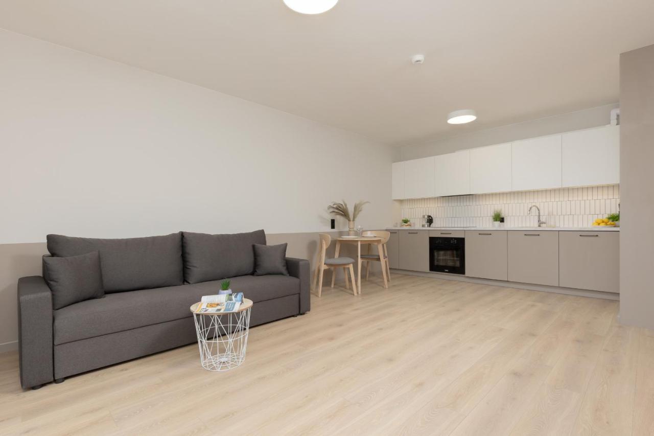 Aparthotel Mokotow Business Center By Noclegi Renters Warsaw Ngoại thất bức ảnh